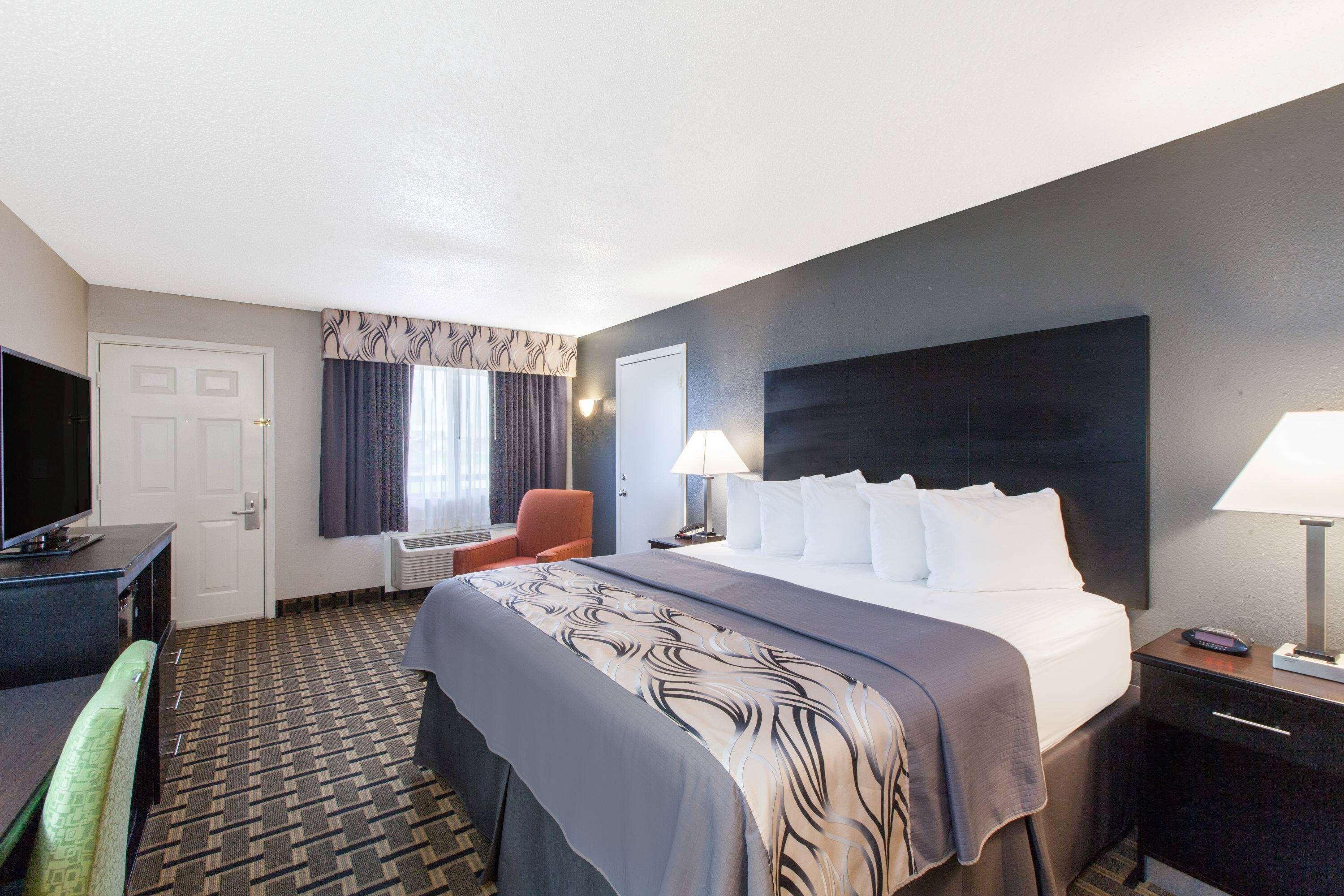 Days Inn By Wyndham Ennis Esterno foto